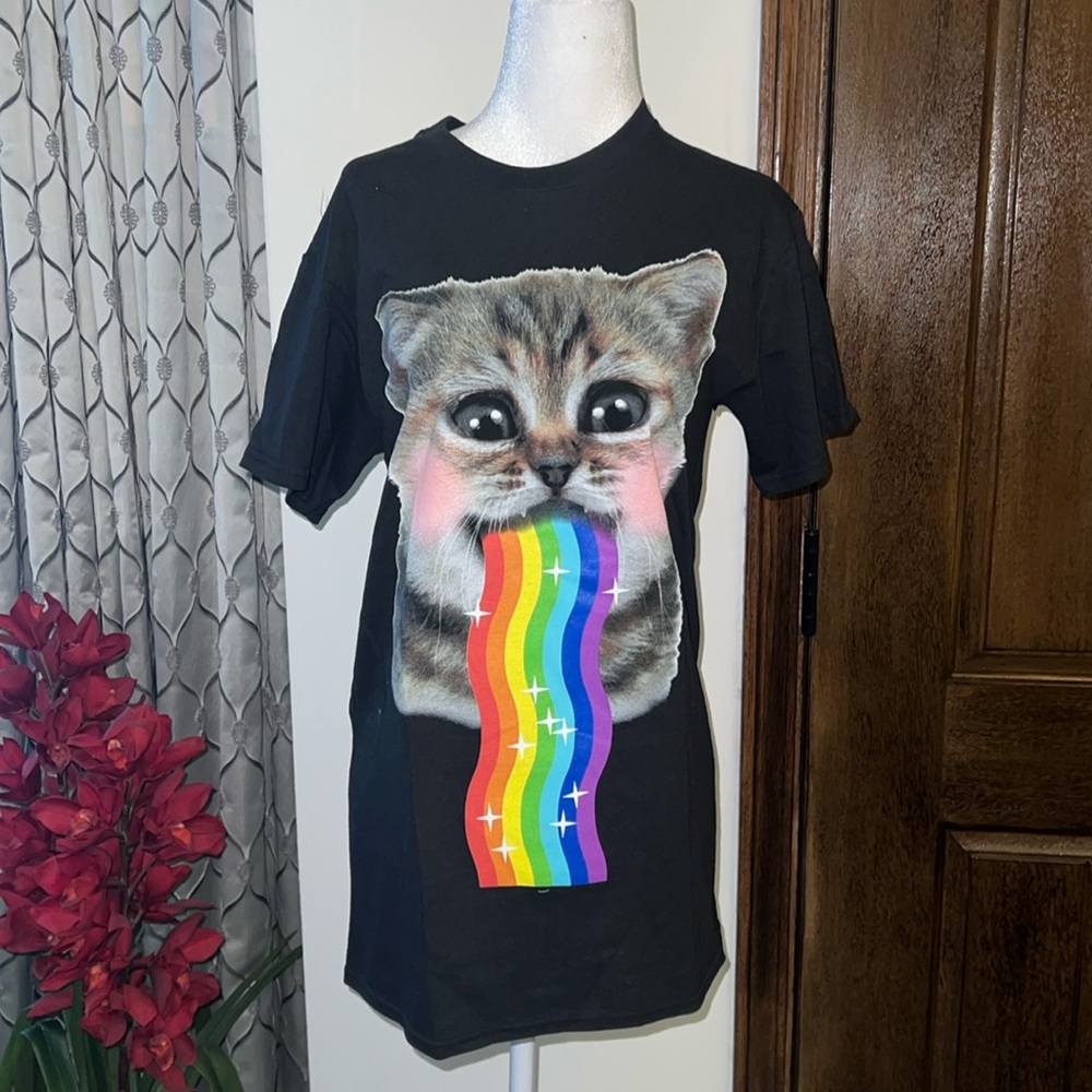 Spencer’s - Cat Rainbow T-shirt